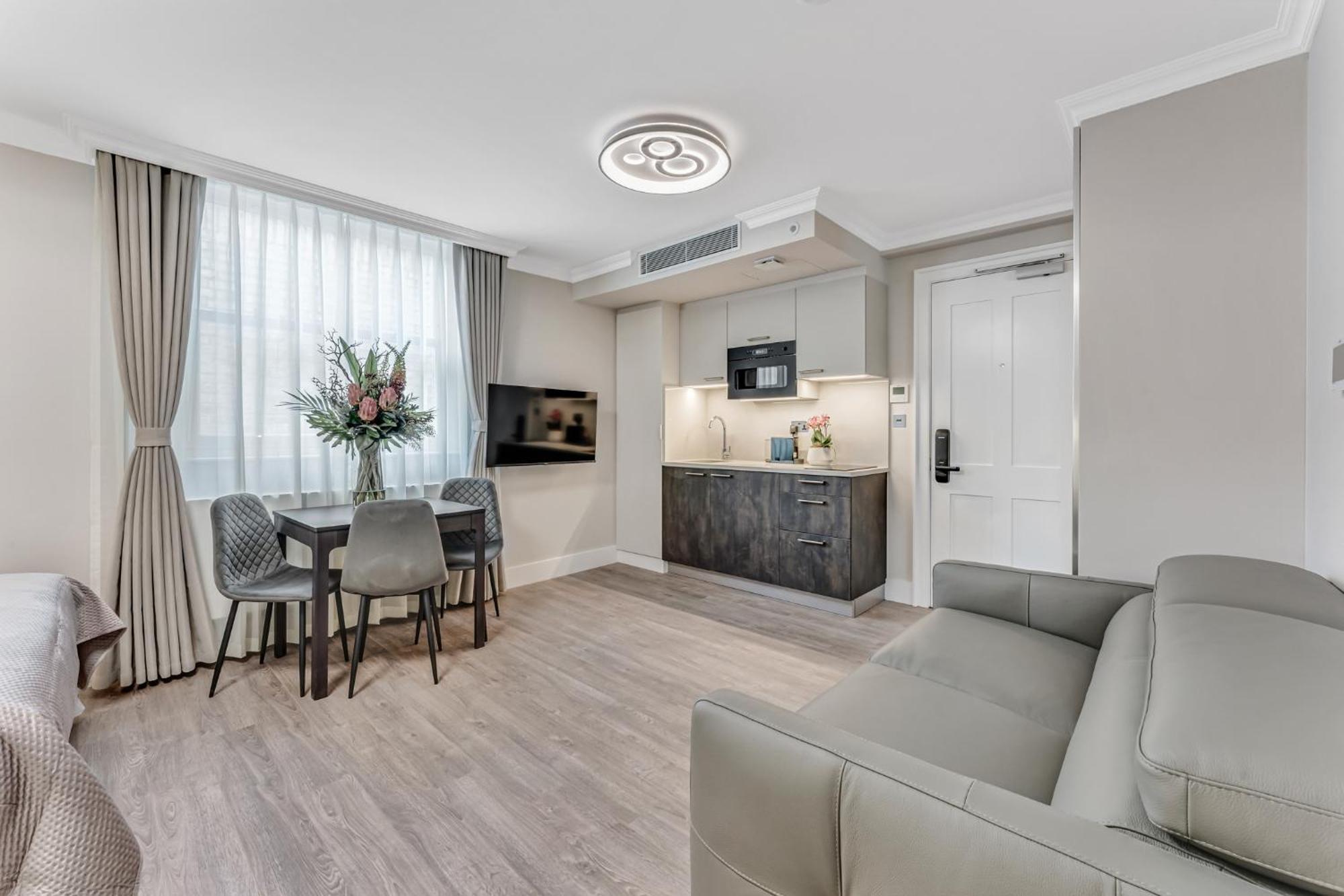 Cleveland Residences Bloomsbury Лондон Экстерьер фото