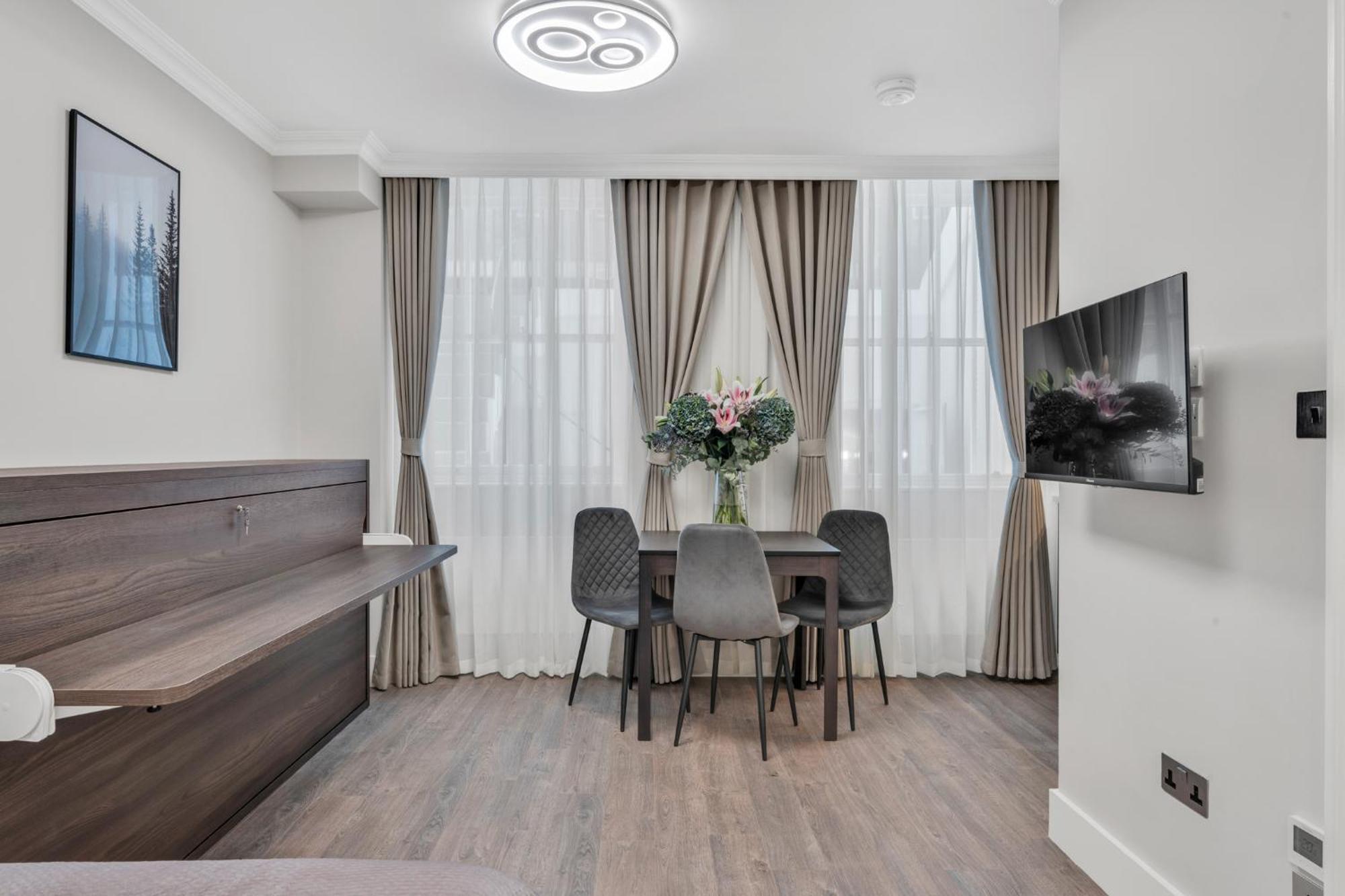 Cleveland Residences Bloomsbury Лондон Экстерьер фото
