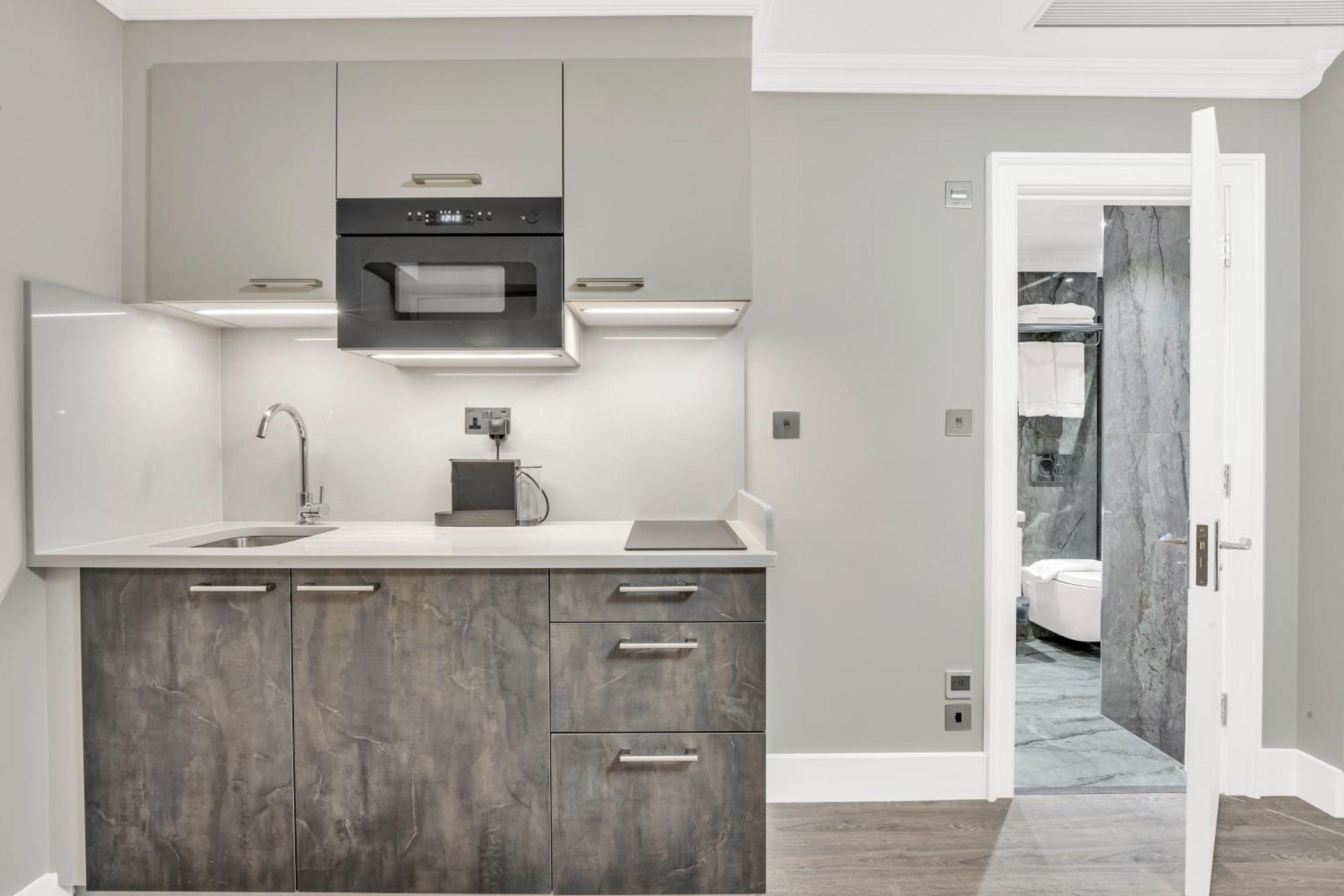 Cleveland Residences Bloomsbury Лондон Экстерьер фото