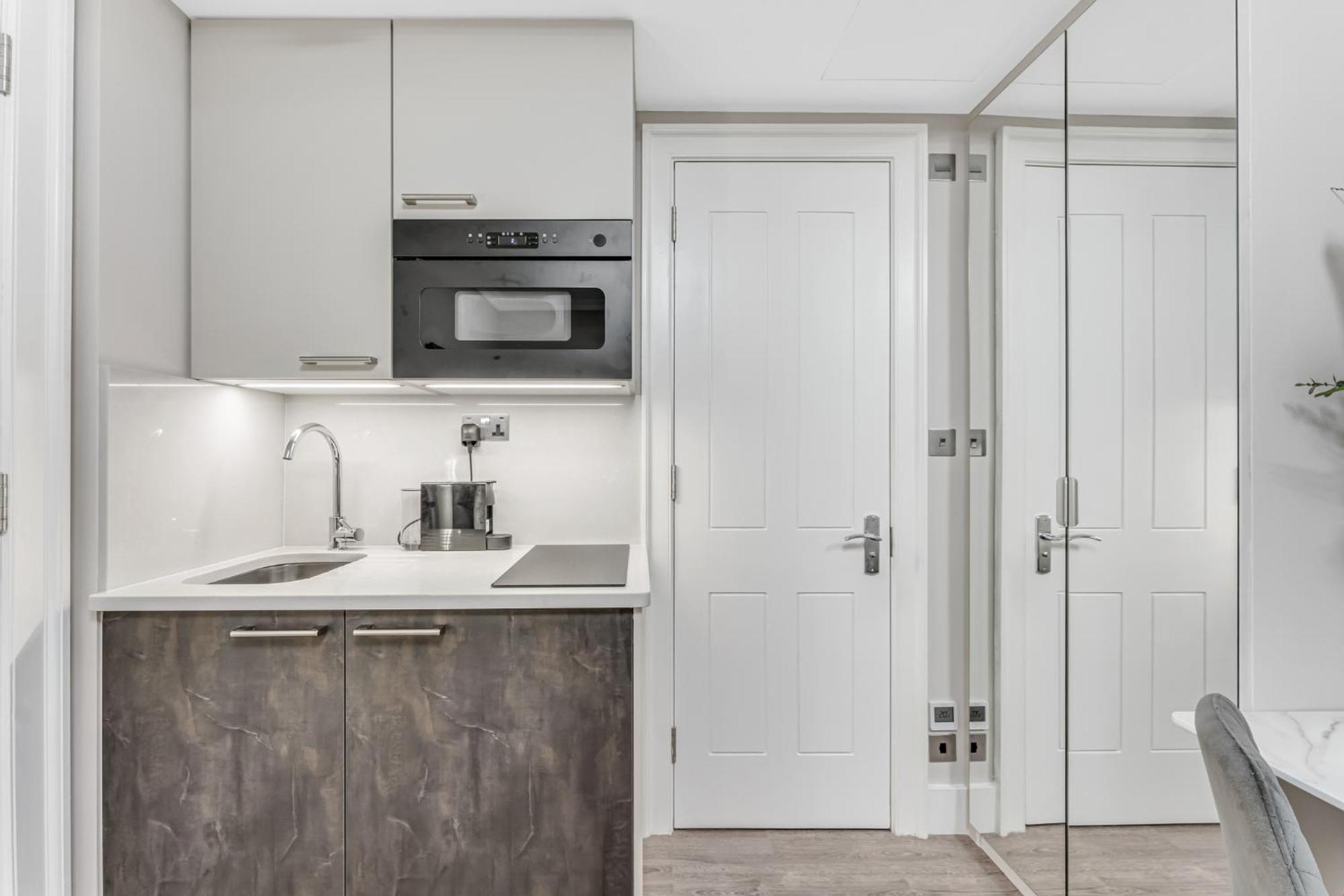 Cleveland Residences Bloomsbury Лондон Экстерьер фото