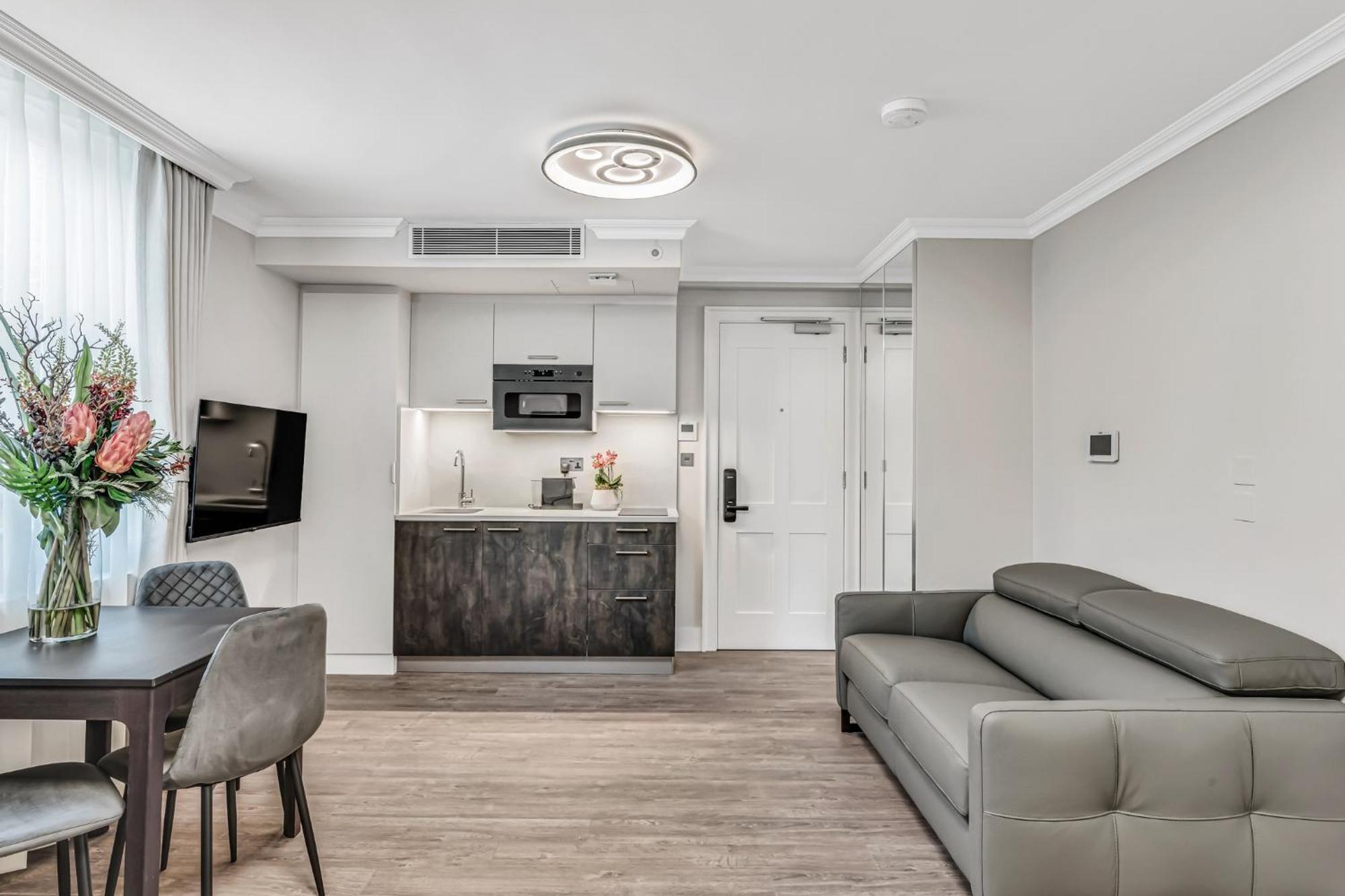 Cleveland Residences Bloomsbury Лондон Экстерьер фото