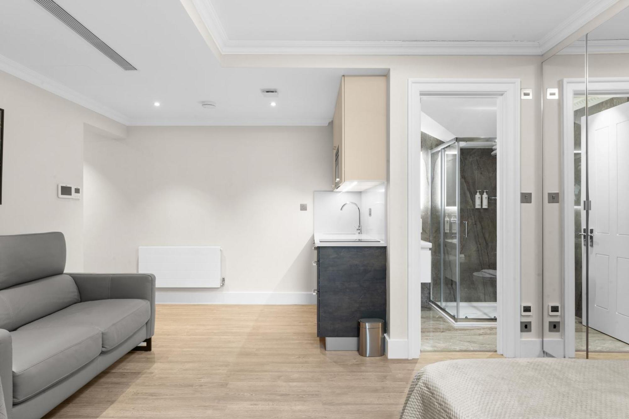 Cleveland Residences Bloomsbury Лондон Экстерьер фото